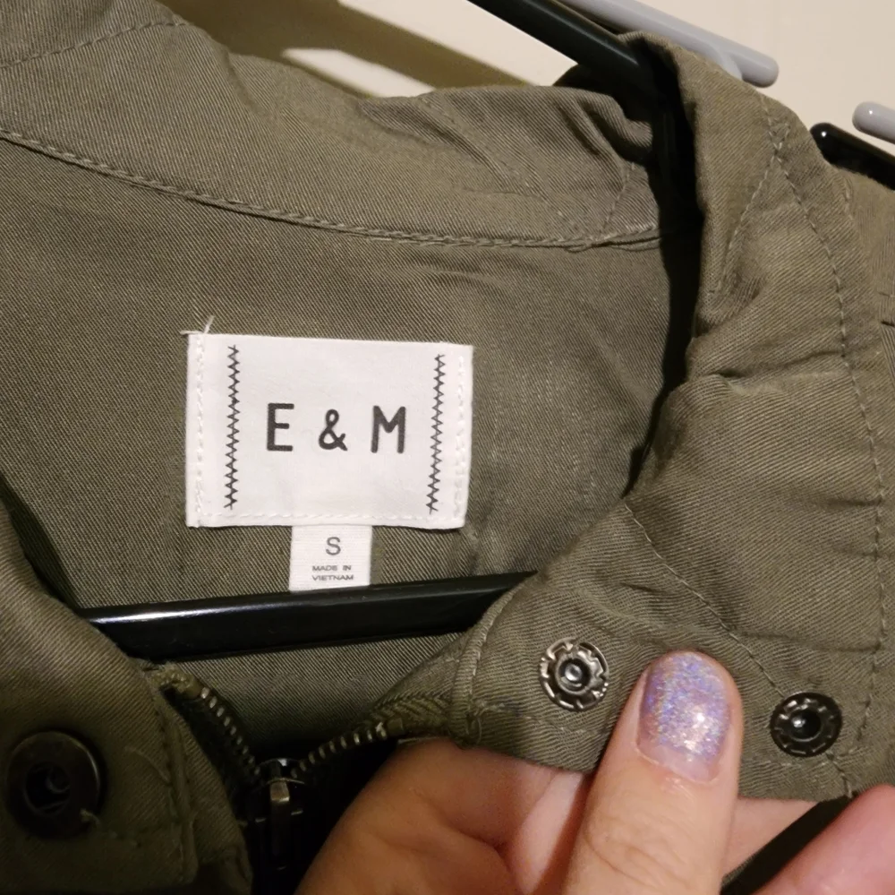 Jacket - Picture 2 of 2